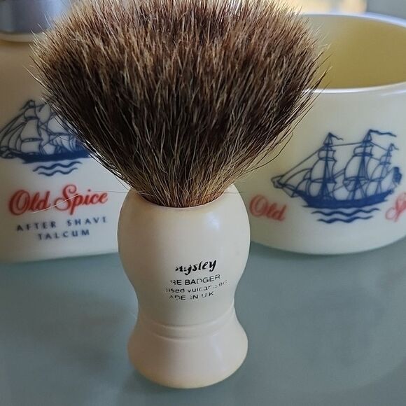 Vintage Old Spice Shaving Mug and Talcum Powder with Vintage Badger Brush - Picture 2 of 12